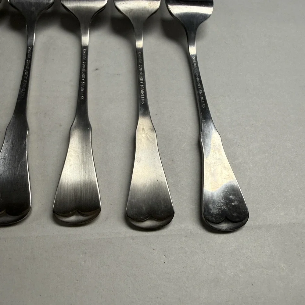 Vintage Oneida Community Stainless Patrick Henry 9 Salad Forks Flatware